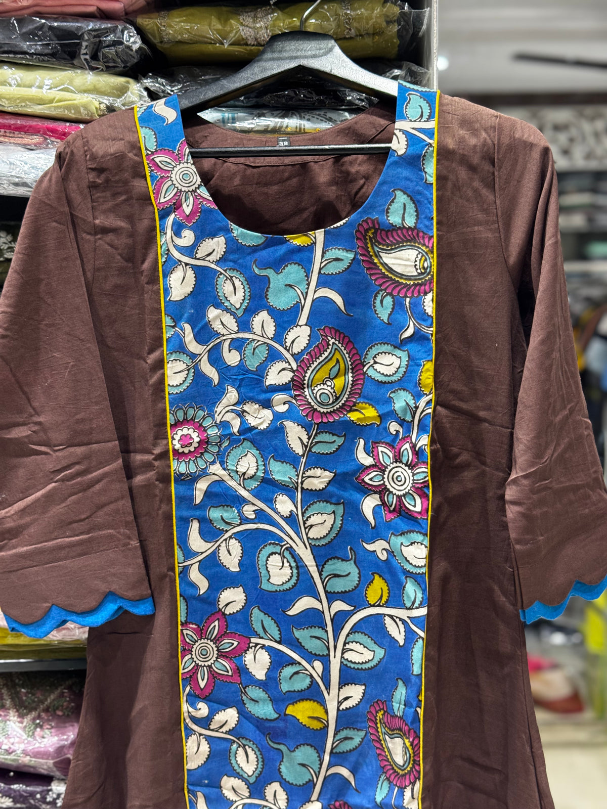 F98 MULCOTTON KALAMKARI GOWN