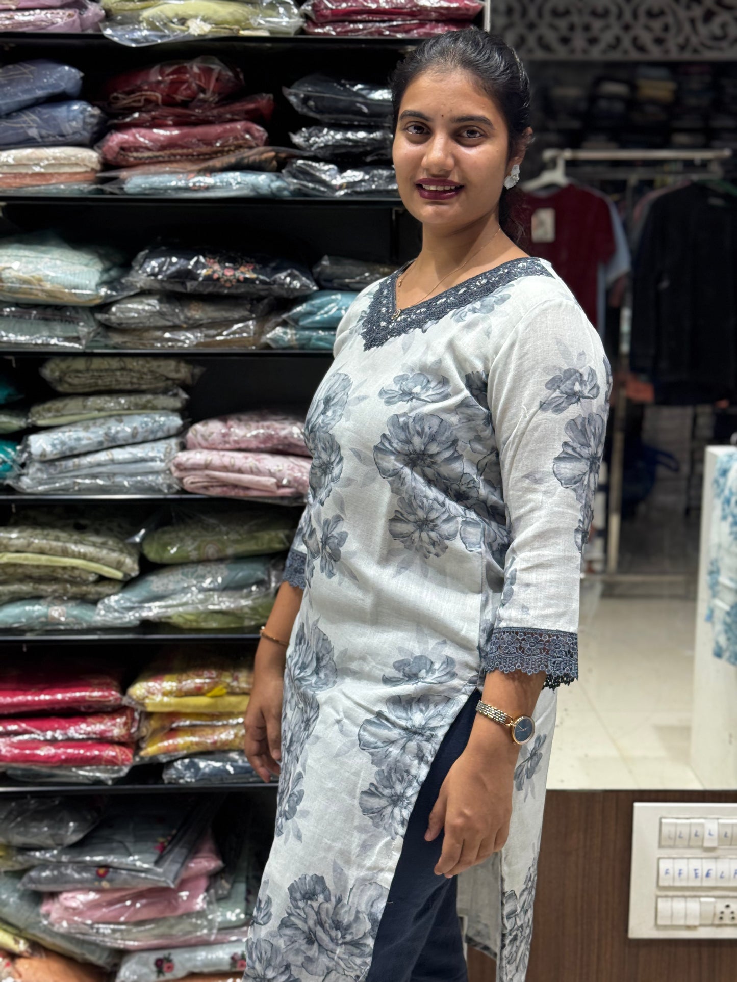 T21 LIEN FLORAL KURTI