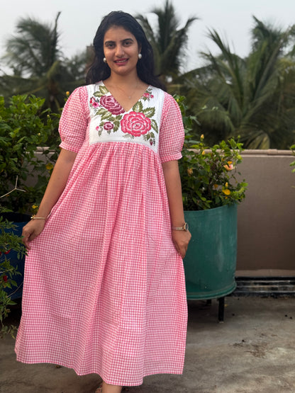 F131 Mulcotton floral checks gown