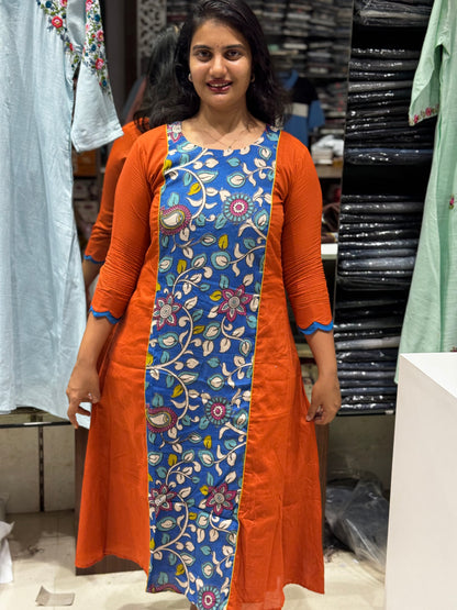 F98 MULCOTTON KALAMKARI GOWN