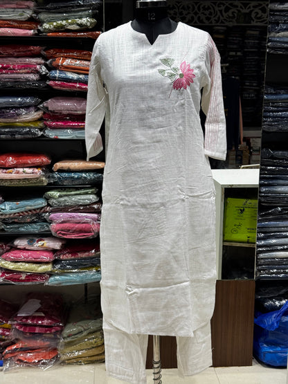 C137 handloom cotton white cord set