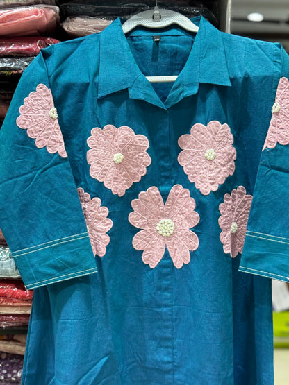 F112 Collar appliqué malai cotton gown