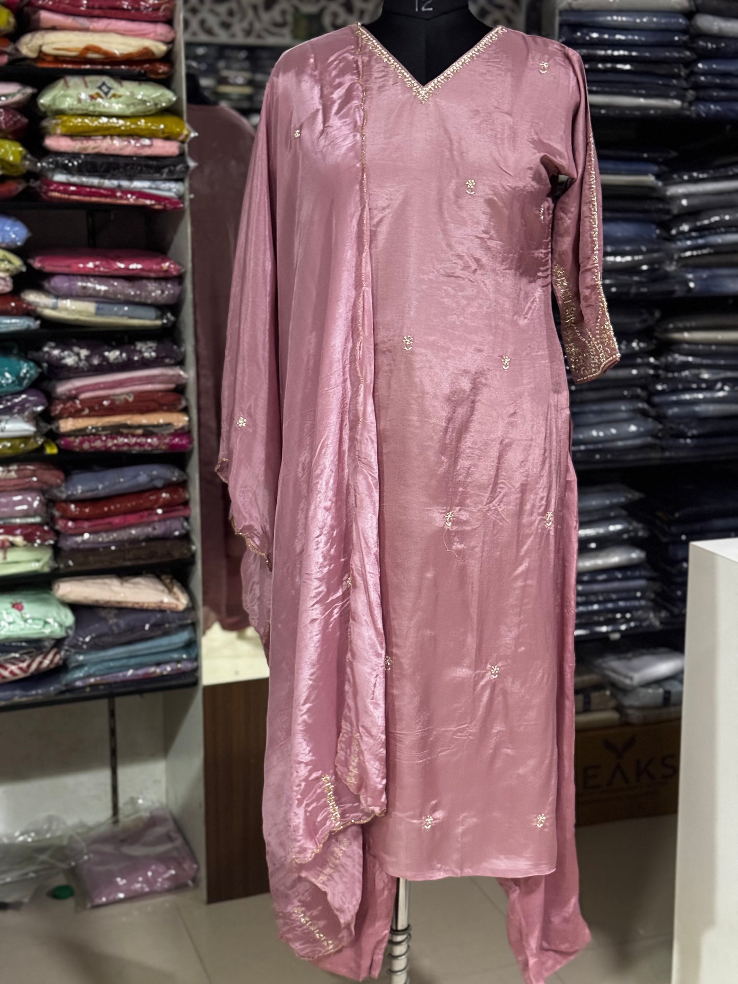 K189 Chinon silk 3pc set