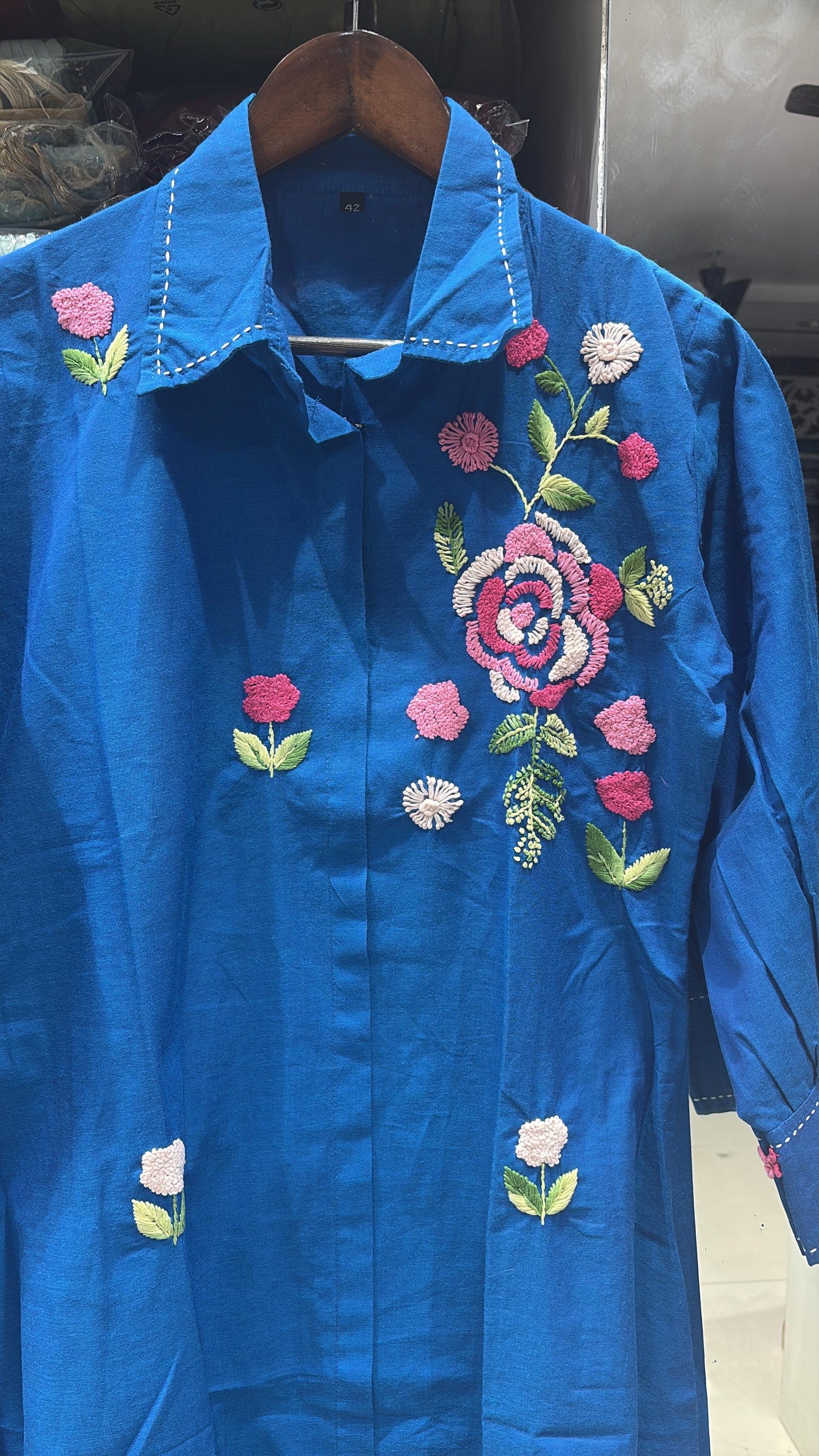 F69 COTTON GOWN
