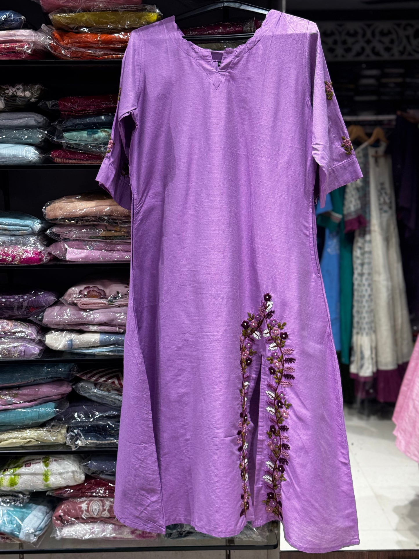 F142 Lavender Slubsilk side slit kurti