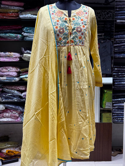 K185 Mulmul cotton 3pc set with thread embroidery