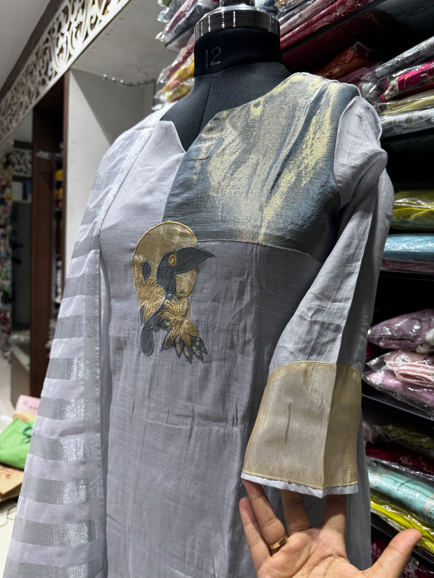 K182 Benras mulchanderi with tissue applique work