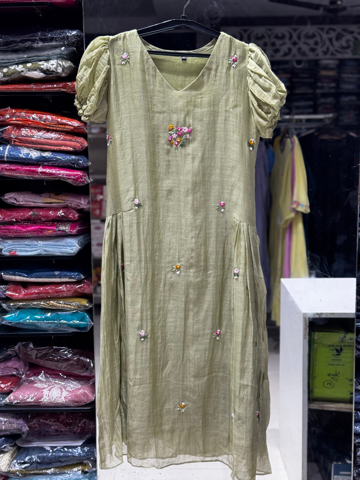 F153 Rooh Mulchanderi dress
