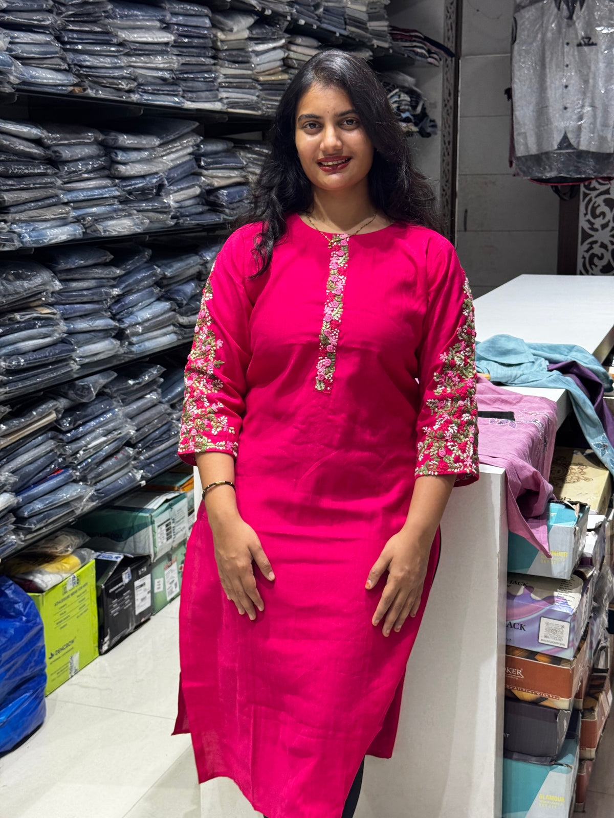 K24 HANDWORK ROUND NECK KURTI