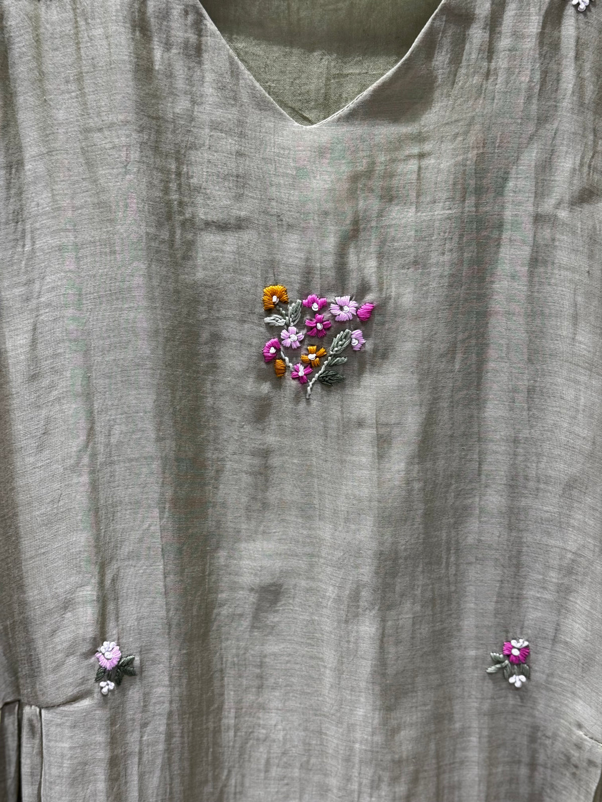 F153 Rooh Mulchanderi dress