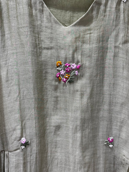 F153 Rooh Mulchanderi dress
