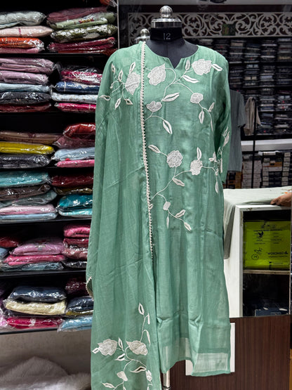 K239 Mulchanderi three peice suit set with applique work
