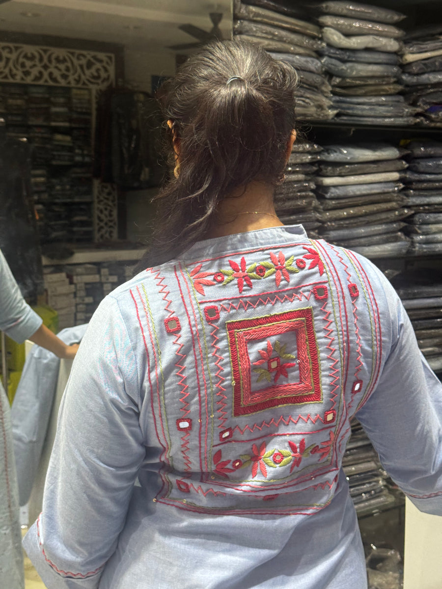 T19  BACKWORK KURTI TOP