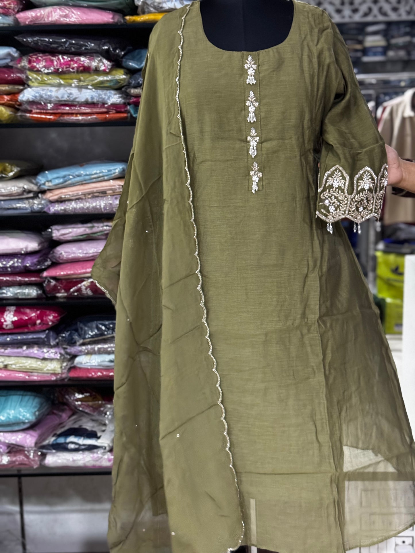 K175 Benaras Mulchanderi Partywear three peice set