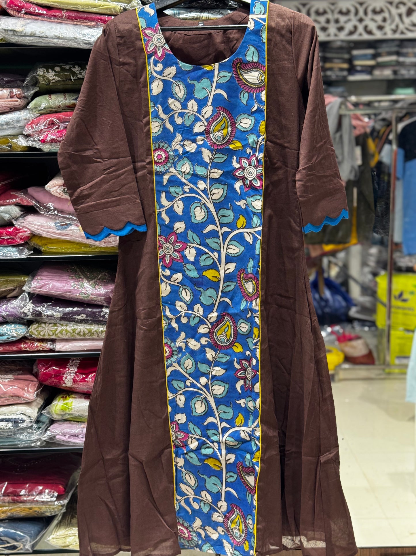 F98 MULCOTTON KALAMKARI GOWN