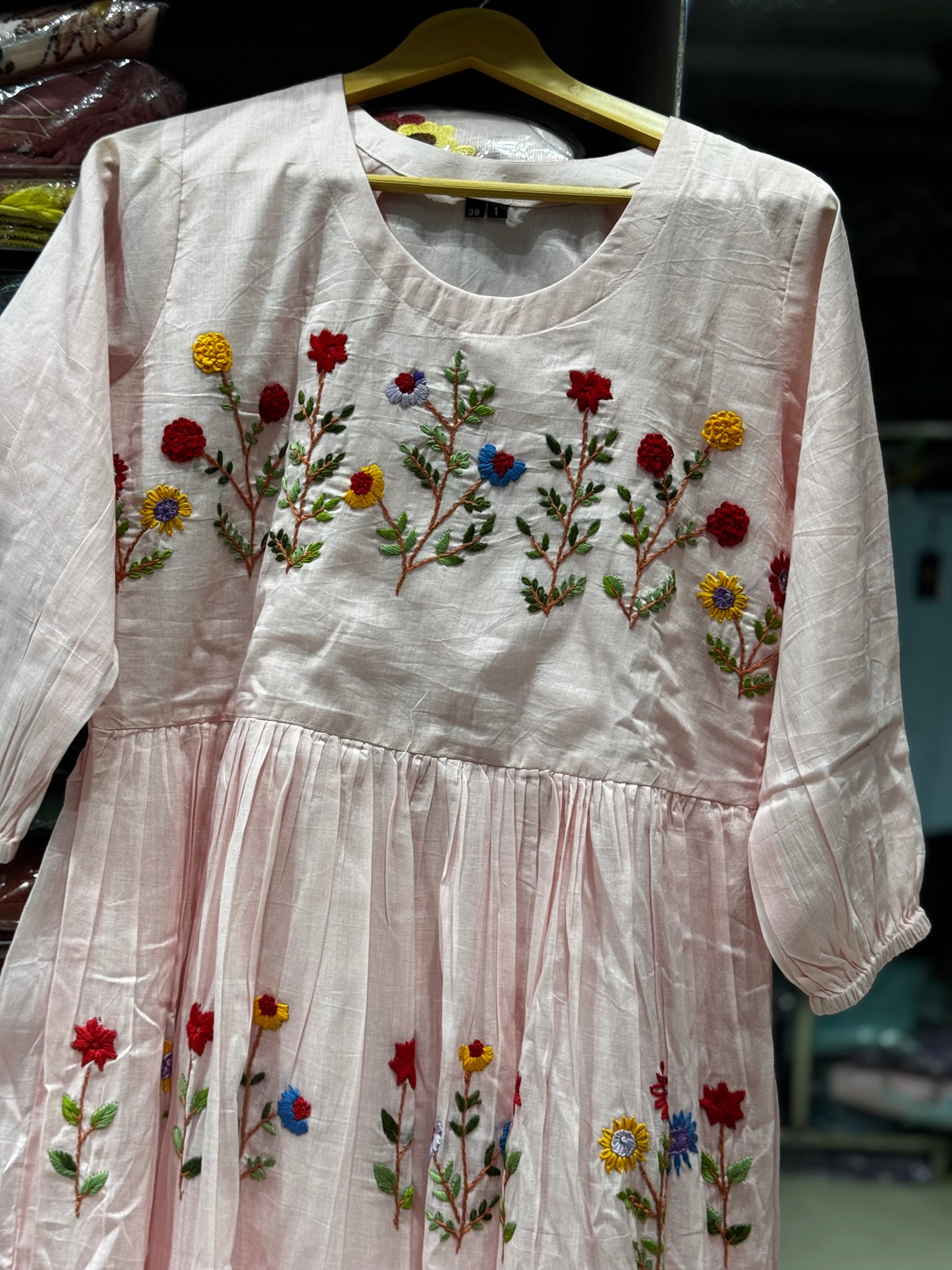 F102 Mulcotton  gown