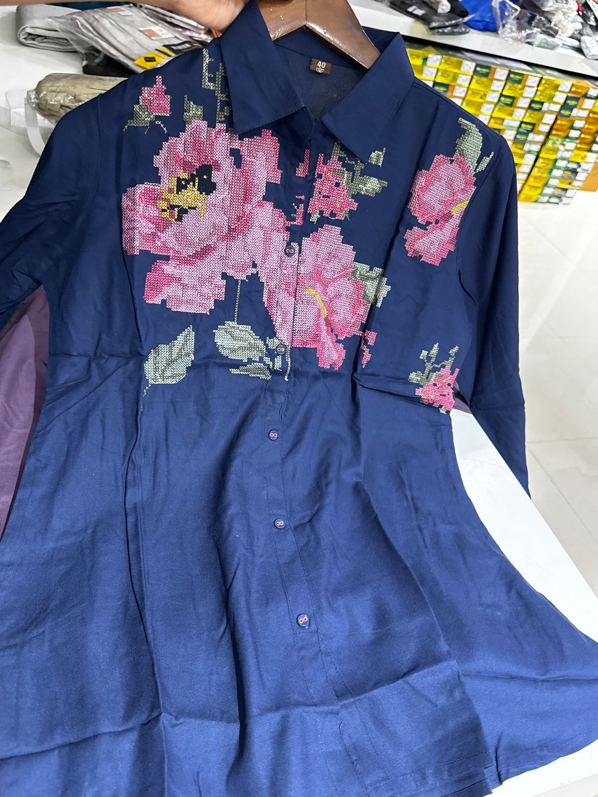 SH17 Floral satin pettipoint shirt