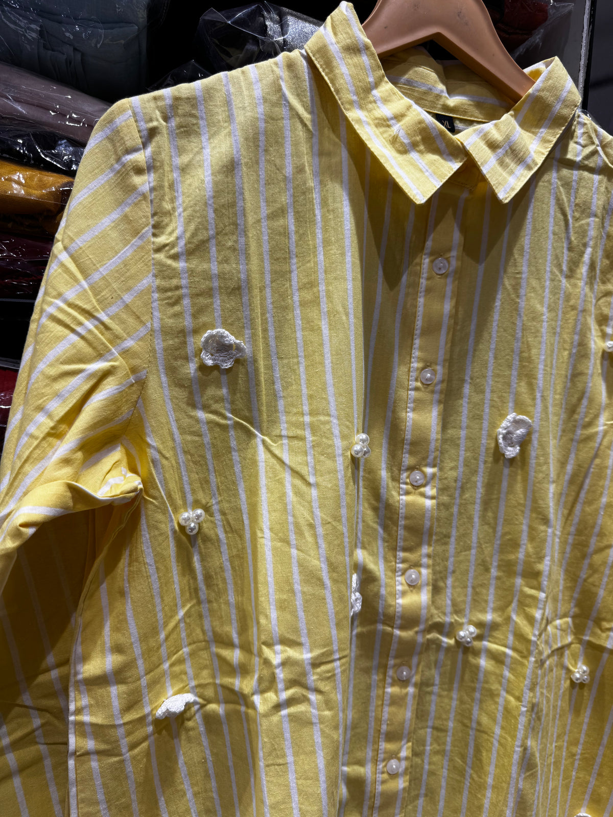 SH18Cotton stripes crochet flowers shirt
