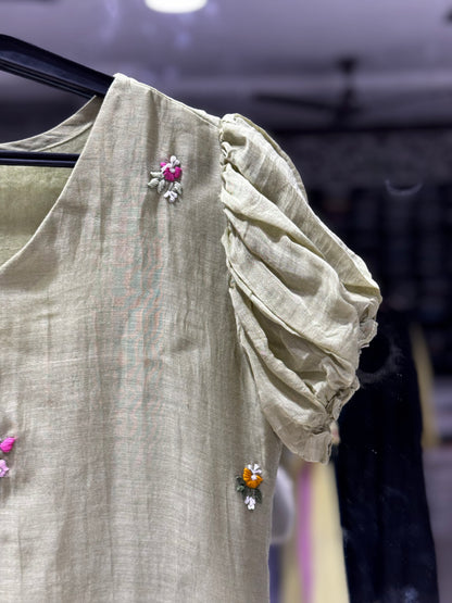 F153 Rooh Mulchanderi dress