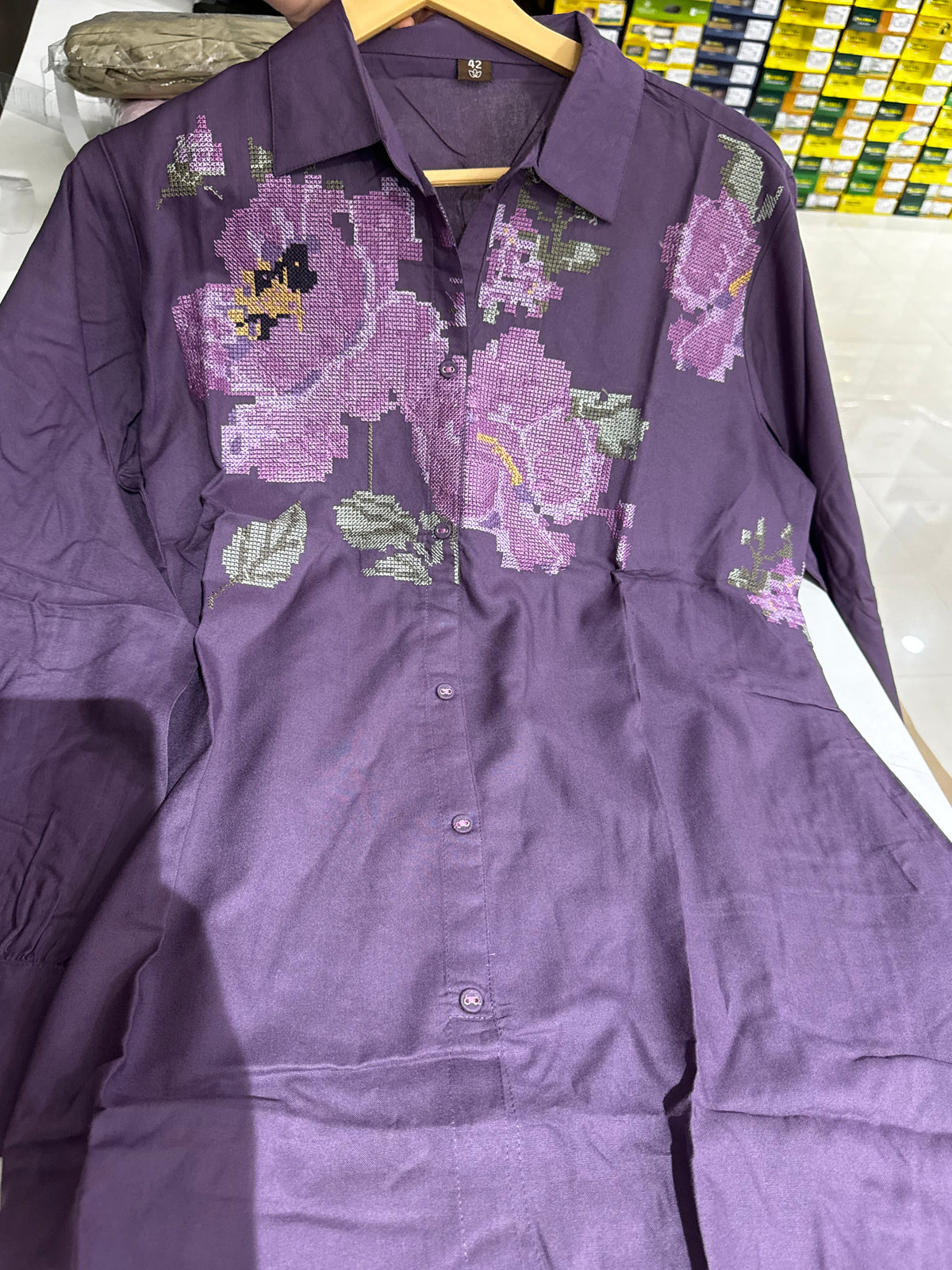 SH17 Floral satin pettipoint shirt