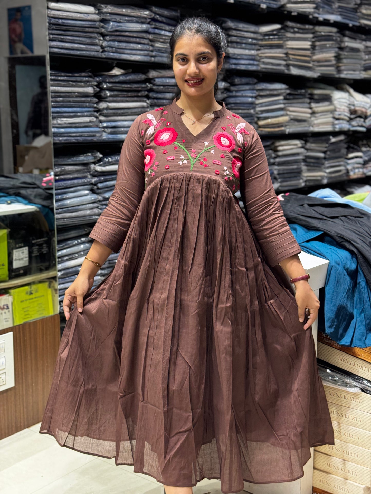 F81 MULCOTTON GOWN