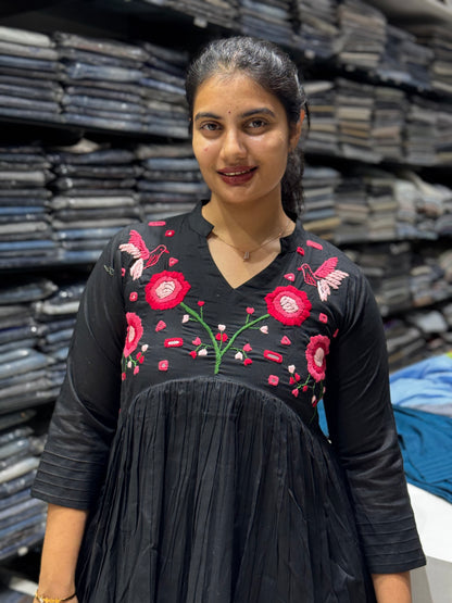F81 MULCOTTON GOWN