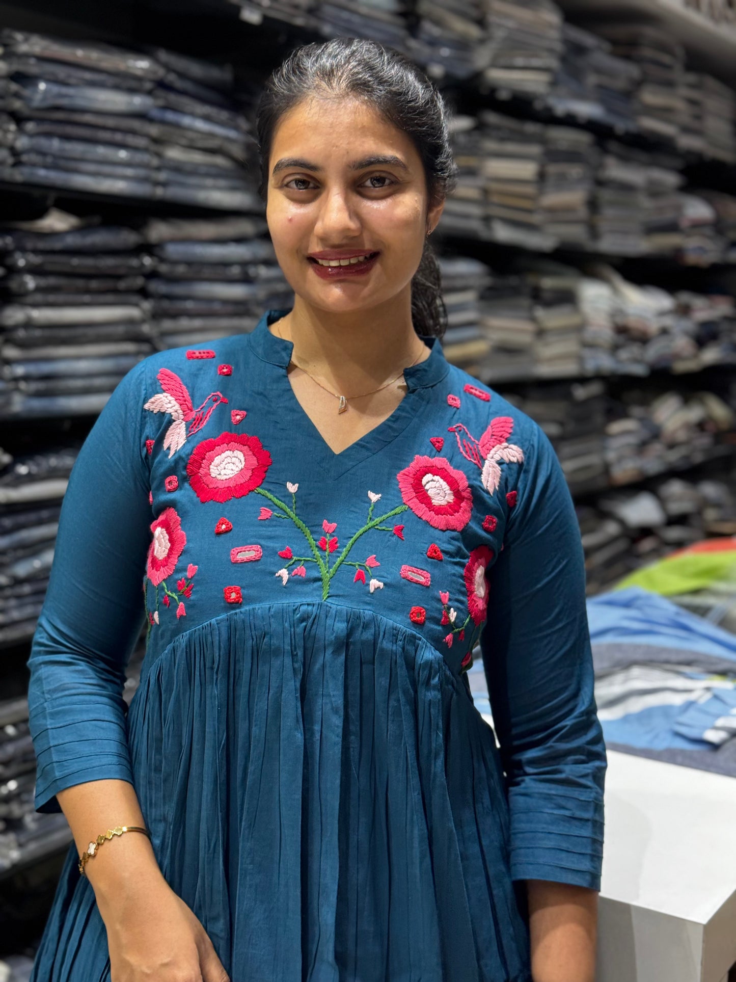 F81 MULCOTTON GOWN
