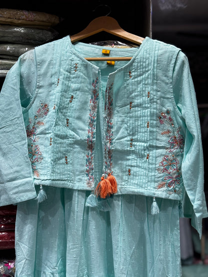 F92  COTTON HALF JACKET GOWN