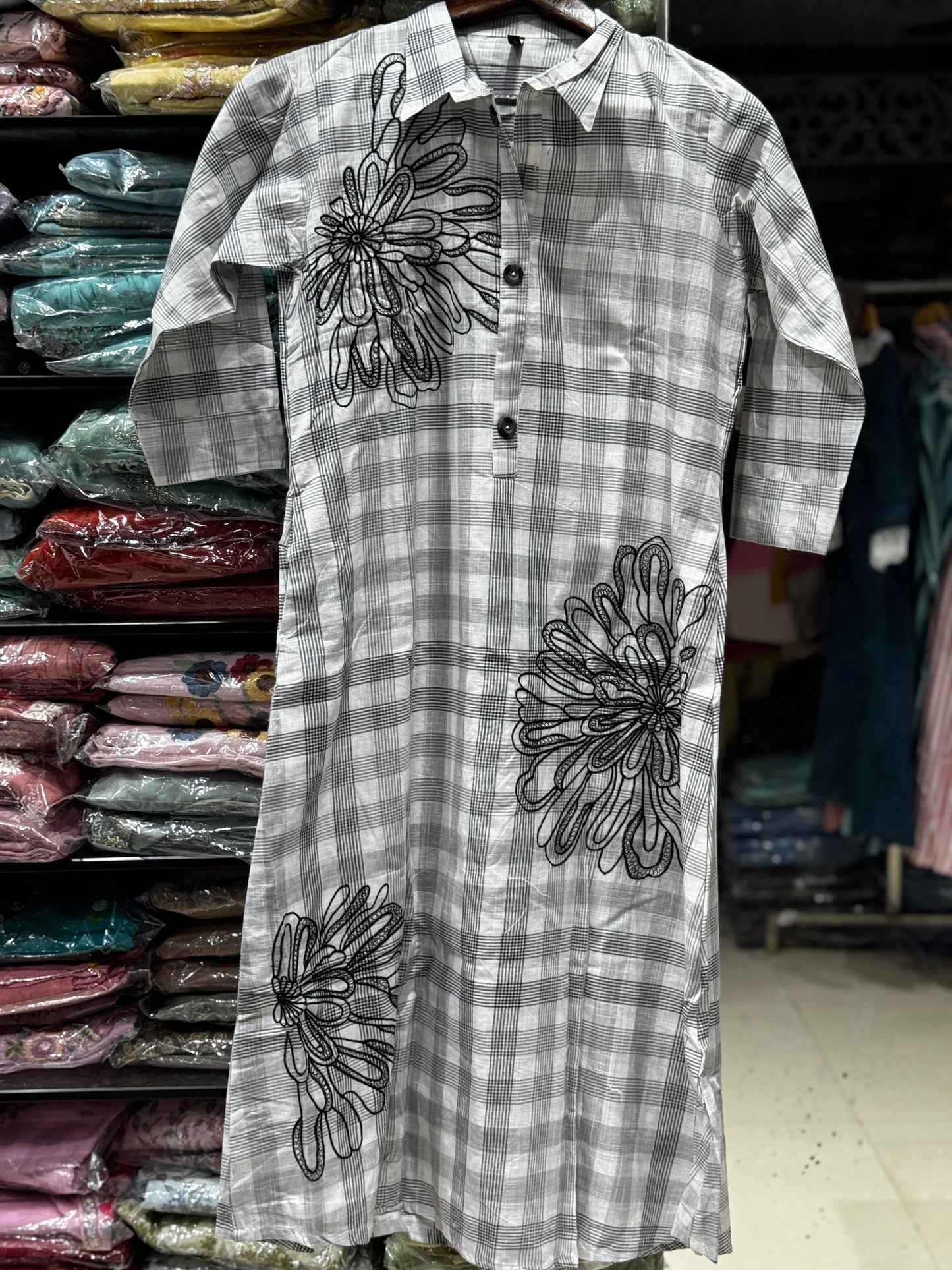 F96 BLACK AND WHITE CHECKS DRESS