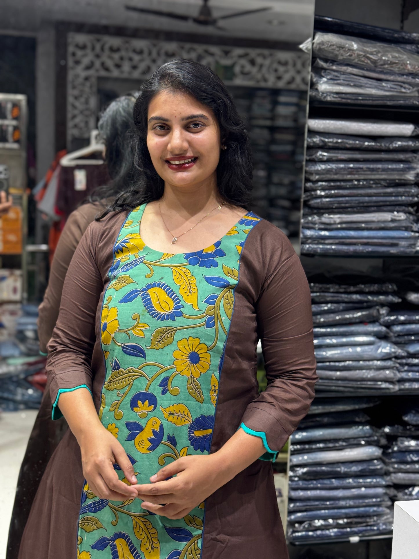 F98 MULCOTTON KALAMKARI GOWN