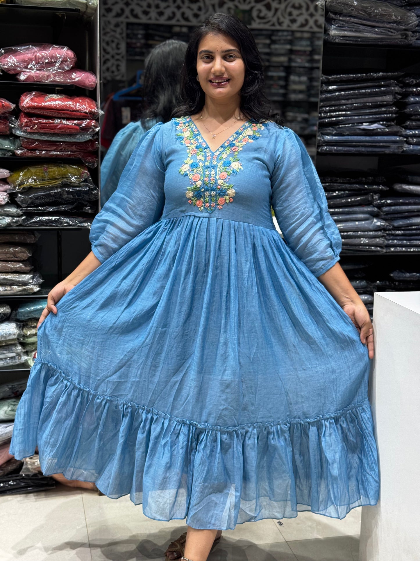 F99 BENRAS  MULCHANDERI DRESS