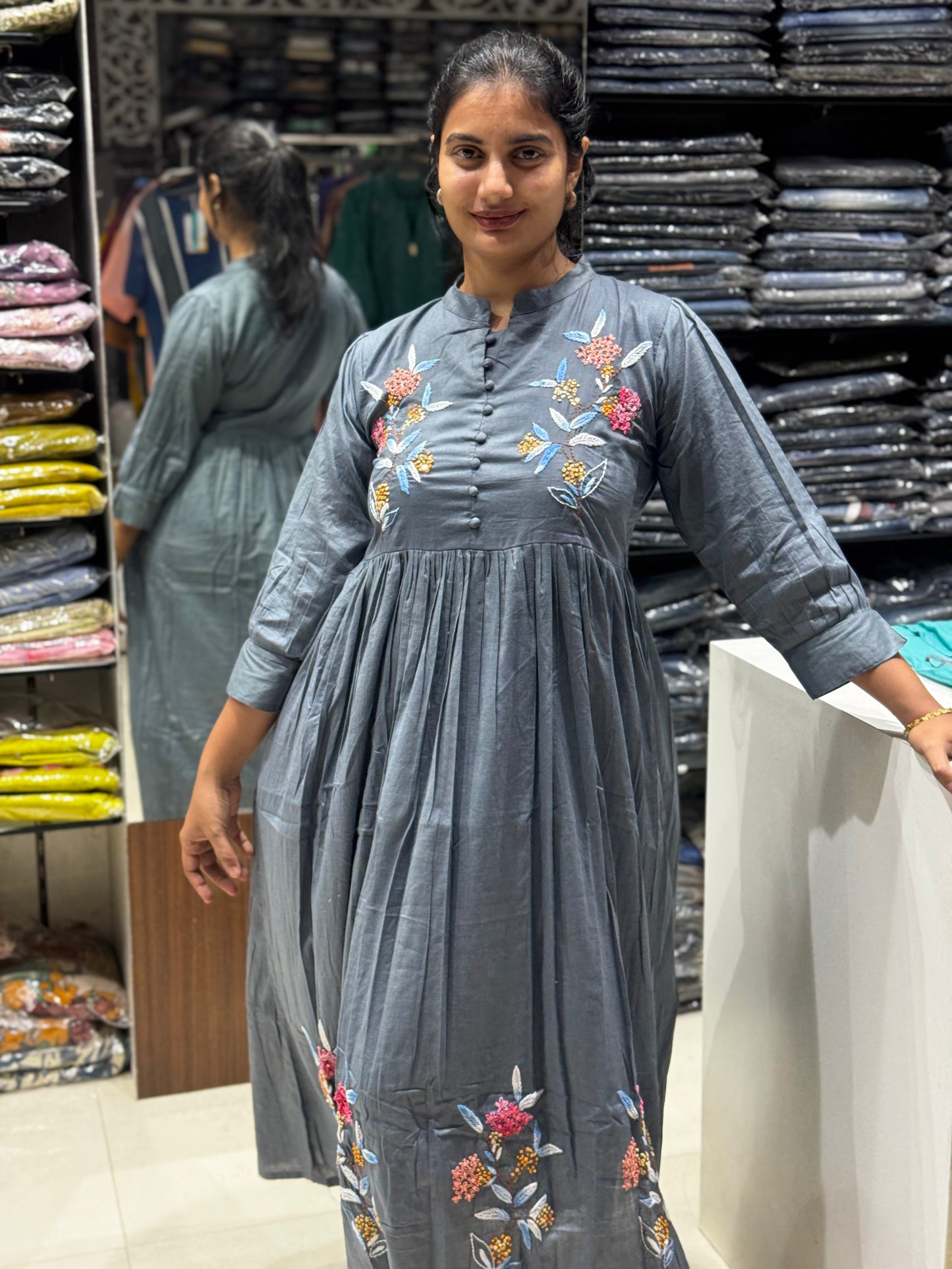 F34 GREY MULCOTTON GOWN