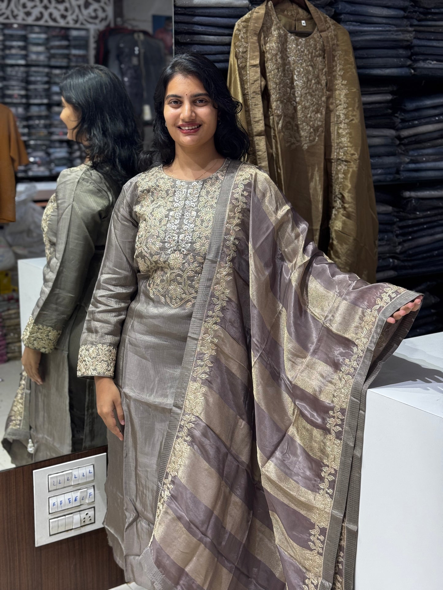 K112 Grey stripes tissue three piece set