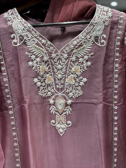 K132 GEORGETTE THREE PEICE SUIT SET