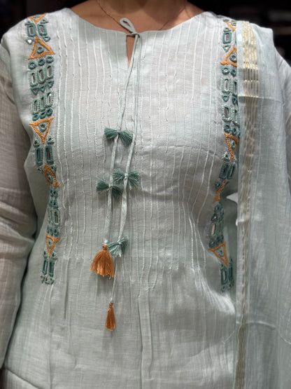 K131 MULCHANDERI SUIT SET