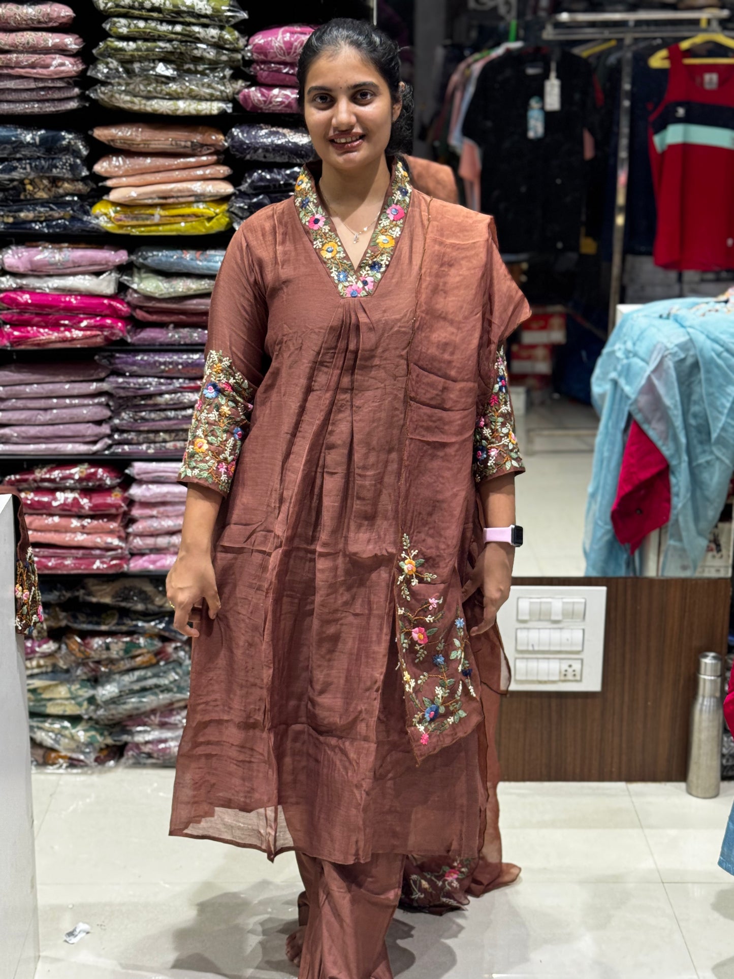 K135 HALTER MULCHANDERI SUIT