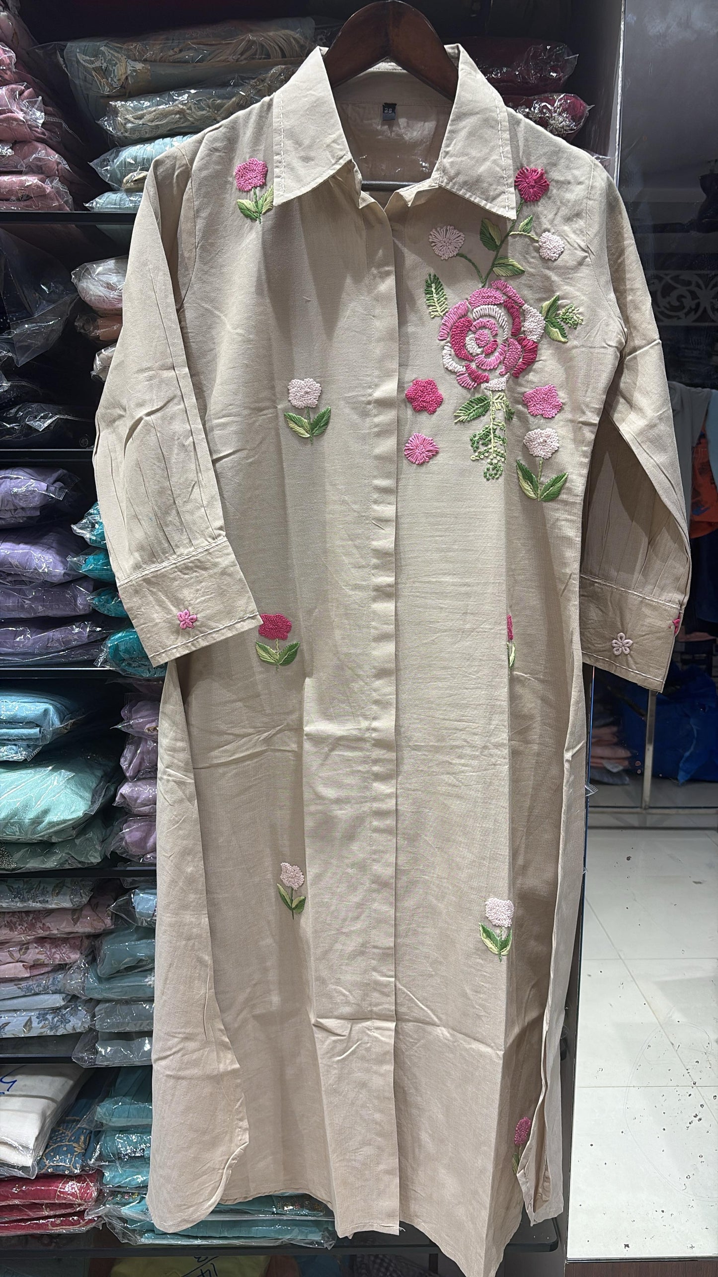 F69 COTTON GOWN