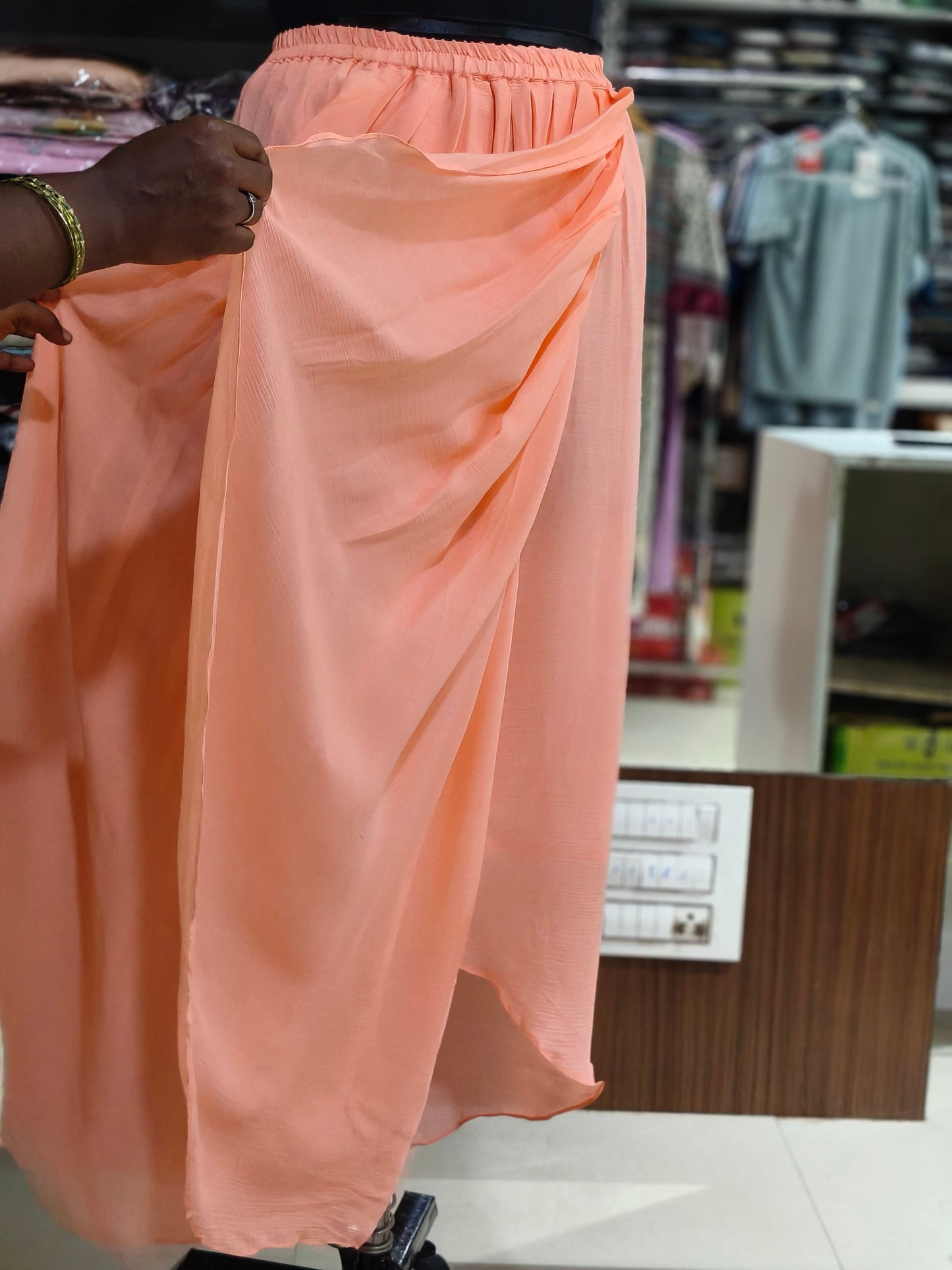 IN11 Chinon Silk Light Peach Cord Set